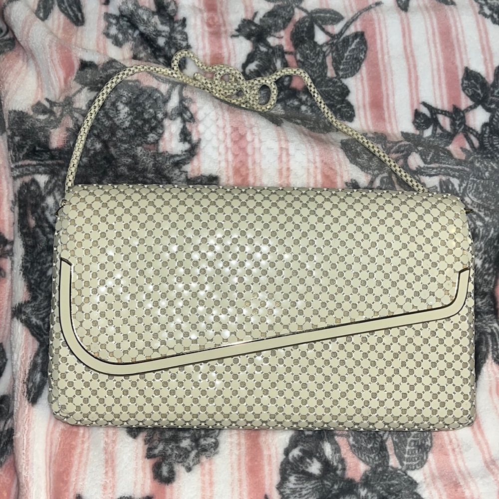 Vintage 1960s White/Cream Metal Mesh Handbag/ Like New